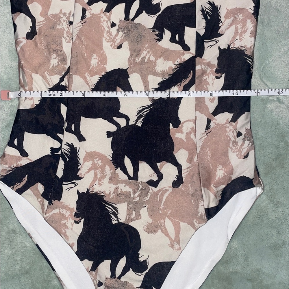 Beach Riot 💞💯 Sydney Taupe Horses Shoulder Tie Swim Suit Size Small NWOT - Picture 9 of 14